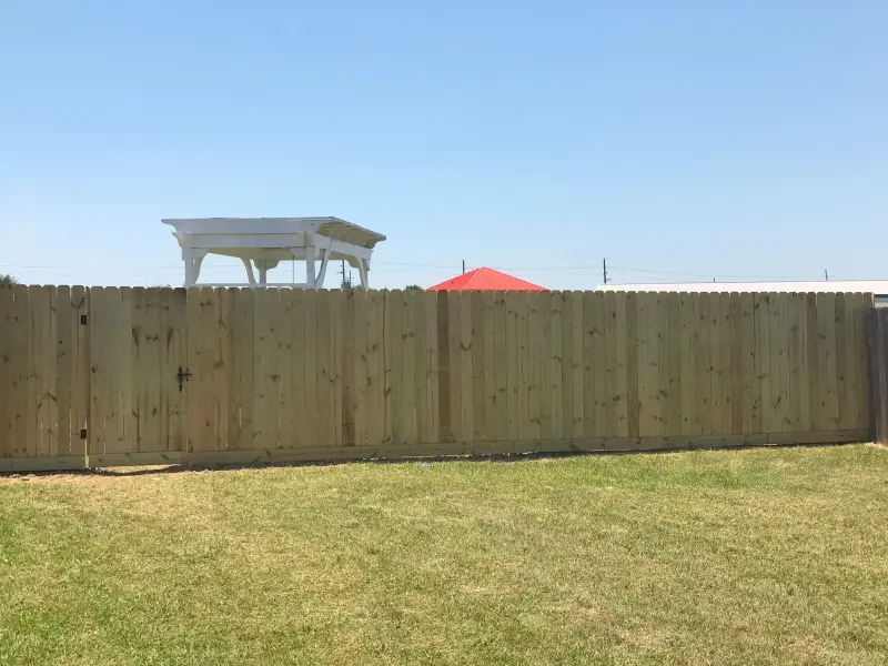 New wood fence